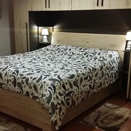 アパート Nice Apt. バーリ